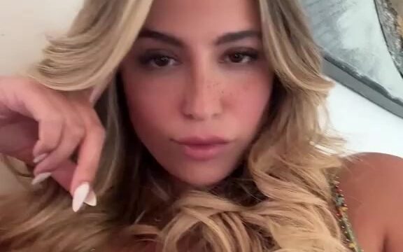 Jenefer Riili Onlyfans Leaked – Show Body Erotic